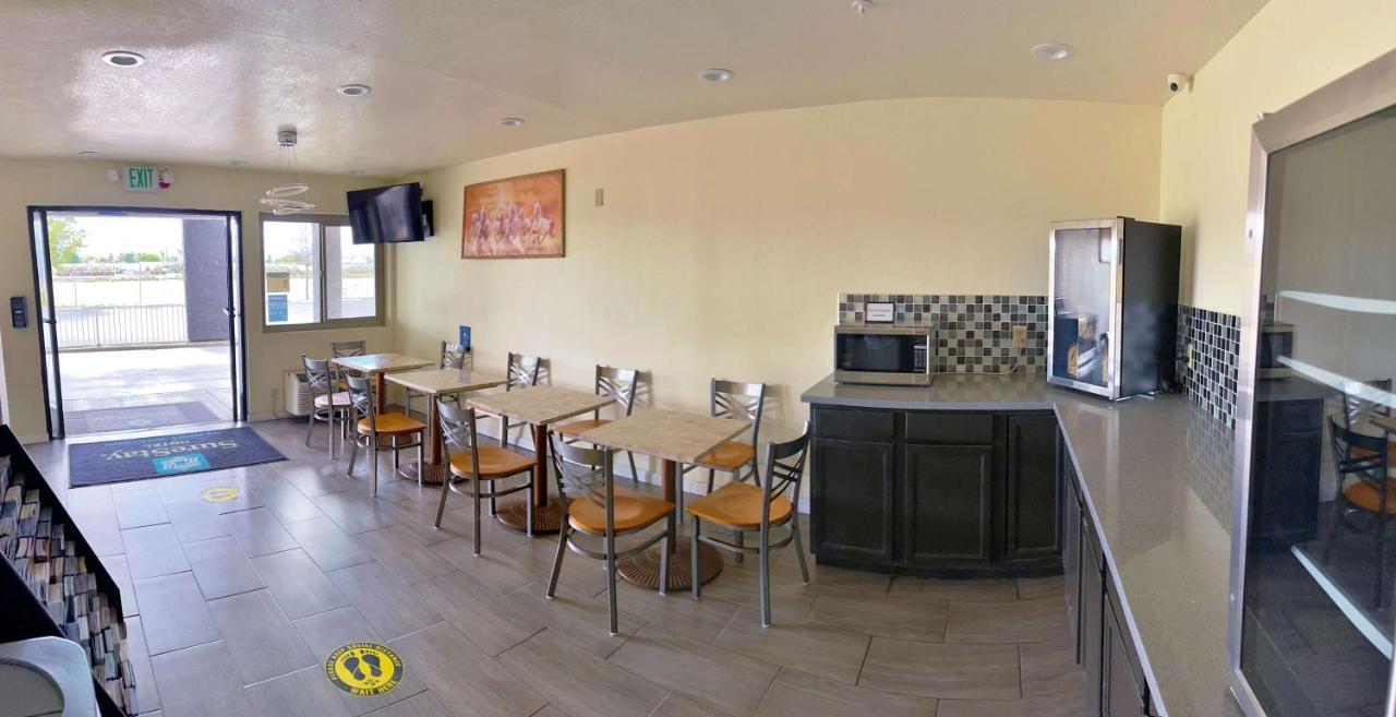 Surestay Hotel By Best Western Уилямс Екстериор снимка
