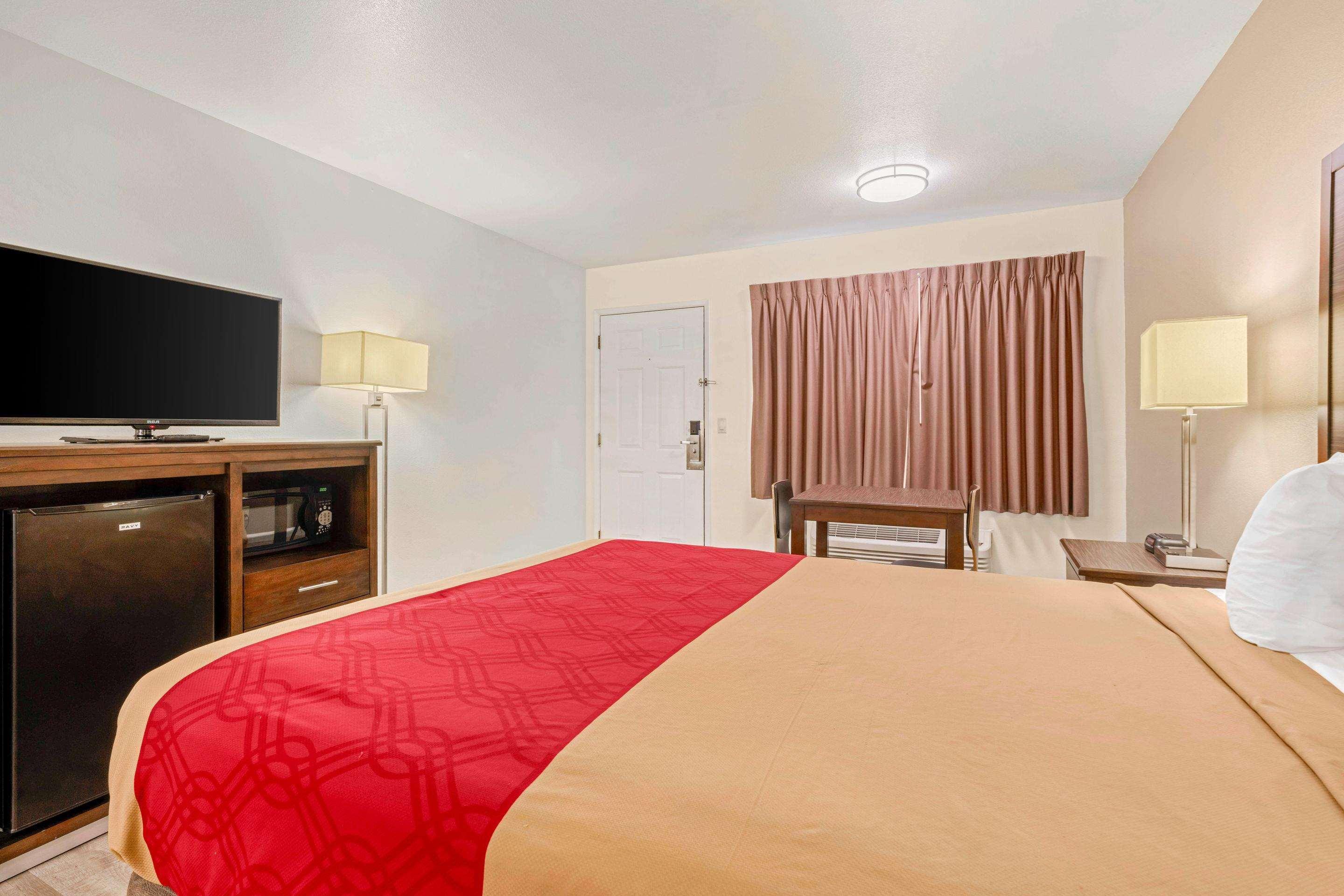 Surestay Hotel By Best Western Уилямс Екстериор снимка