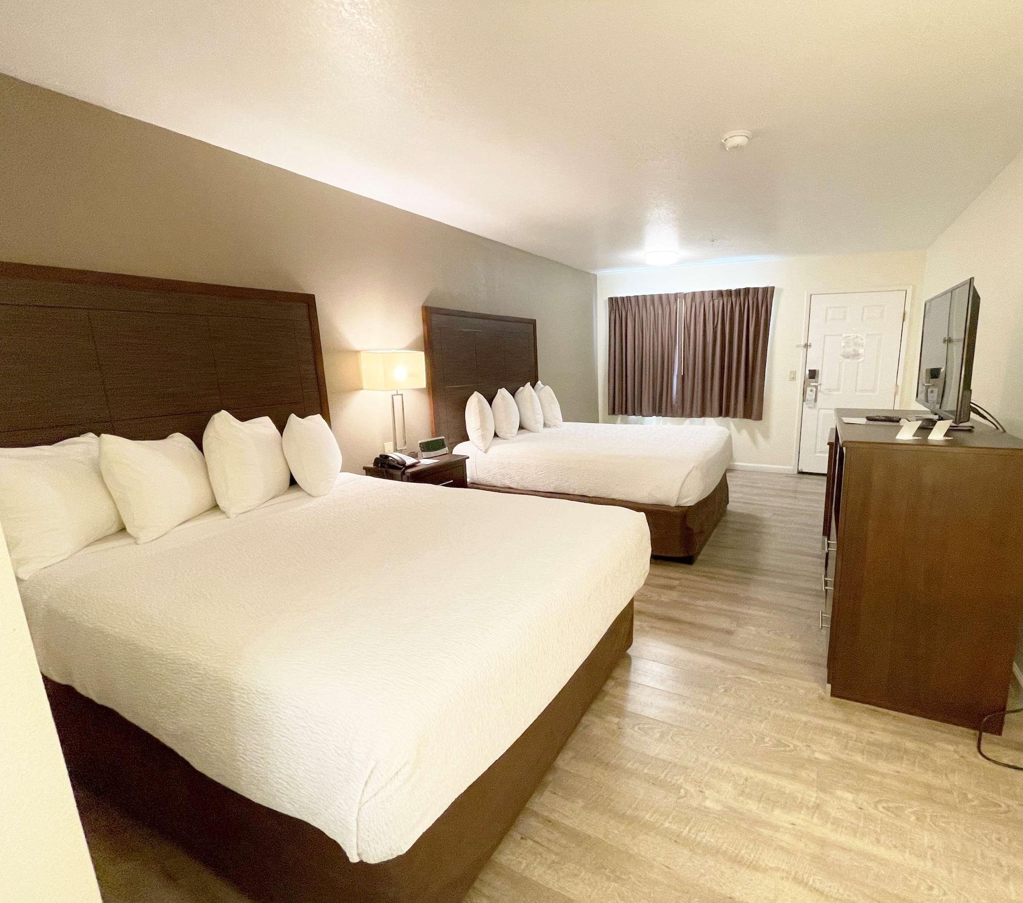Surestay Hotel By Best Western Уилямс Екстериор снимка
