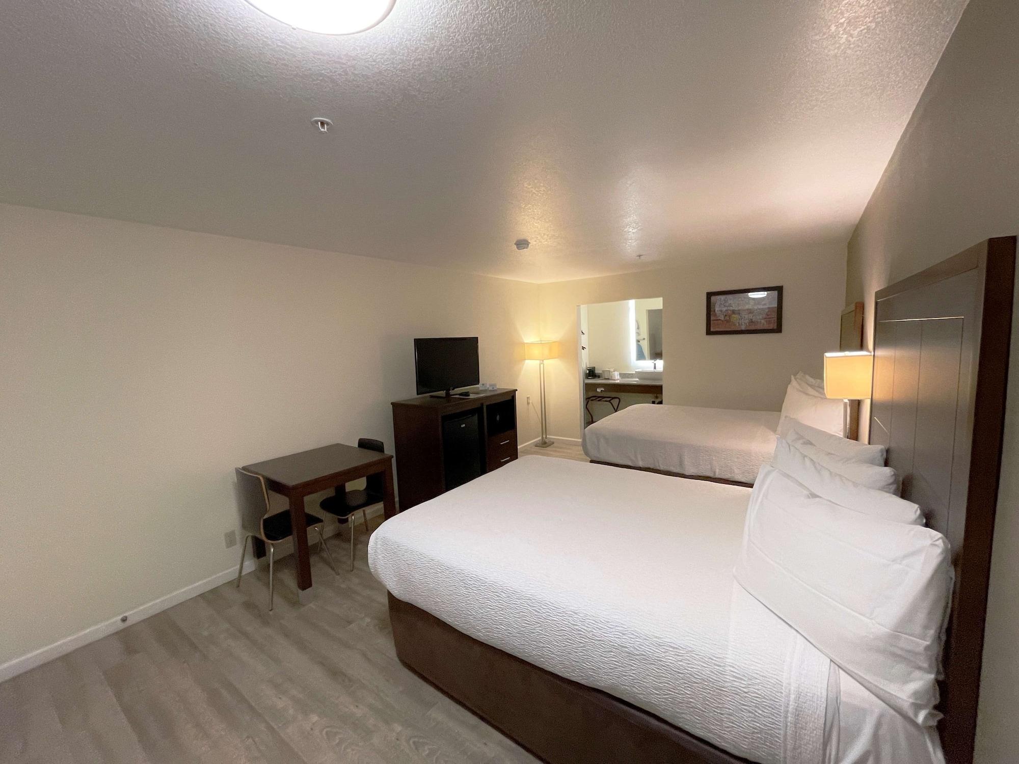 Surestay Hotel By Best Western Уилямс Екстериор снимка