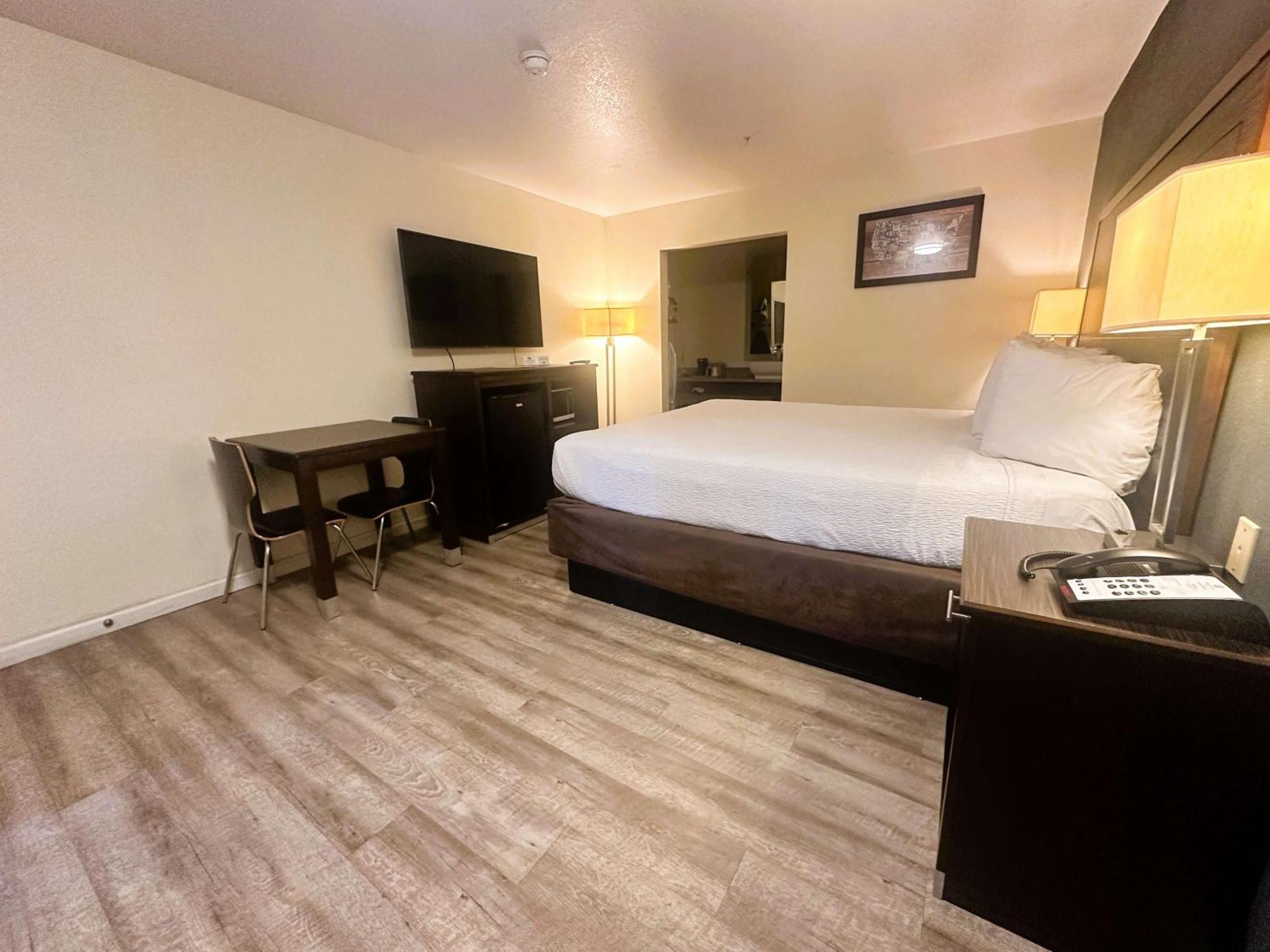 Surestay Hotel By Best Western Уилямс Екстериор снимка