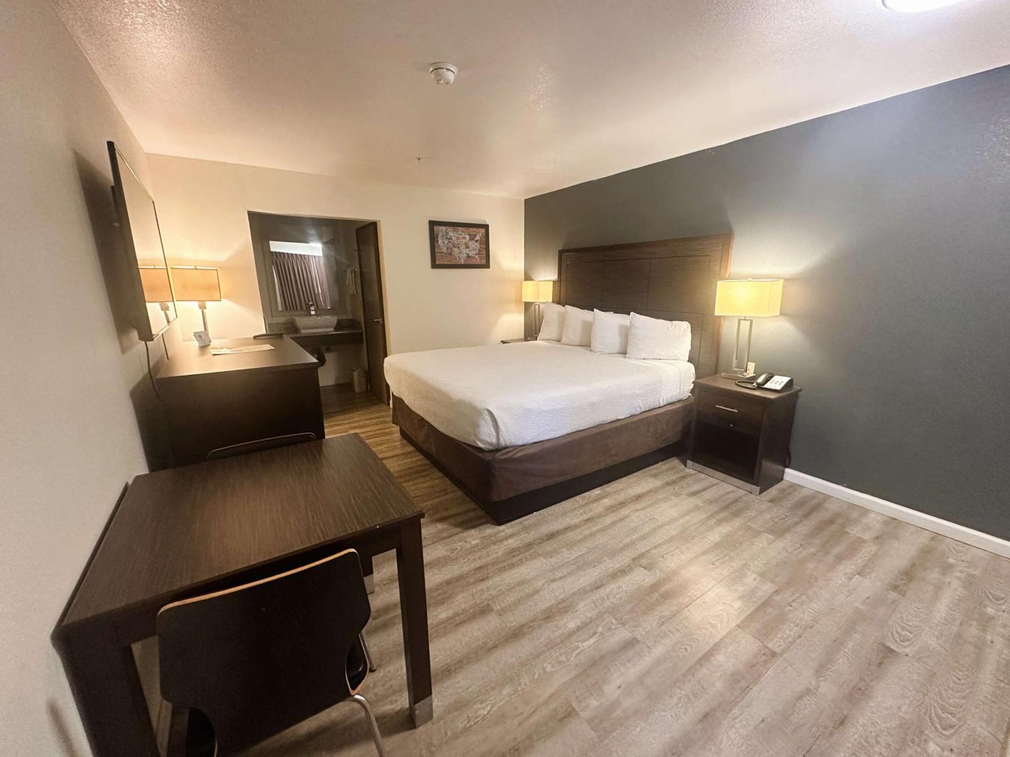 Surestay Hotel By Best Western Уилямс Екстериор снимка